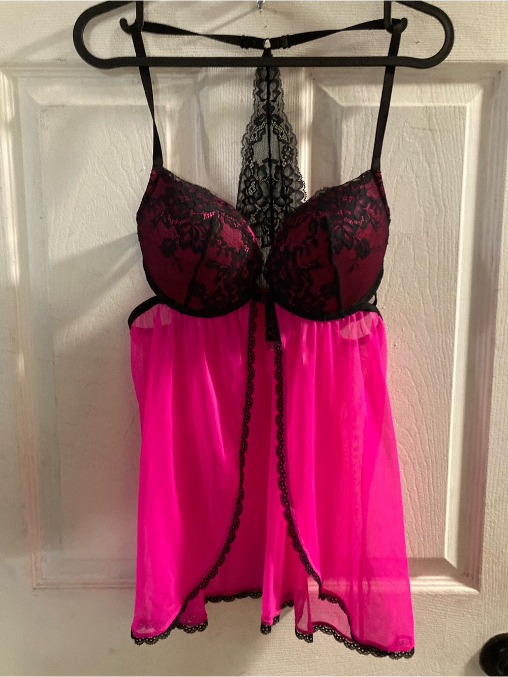 La SENZA Hot Pink and Black Lace Babydoll Chemise